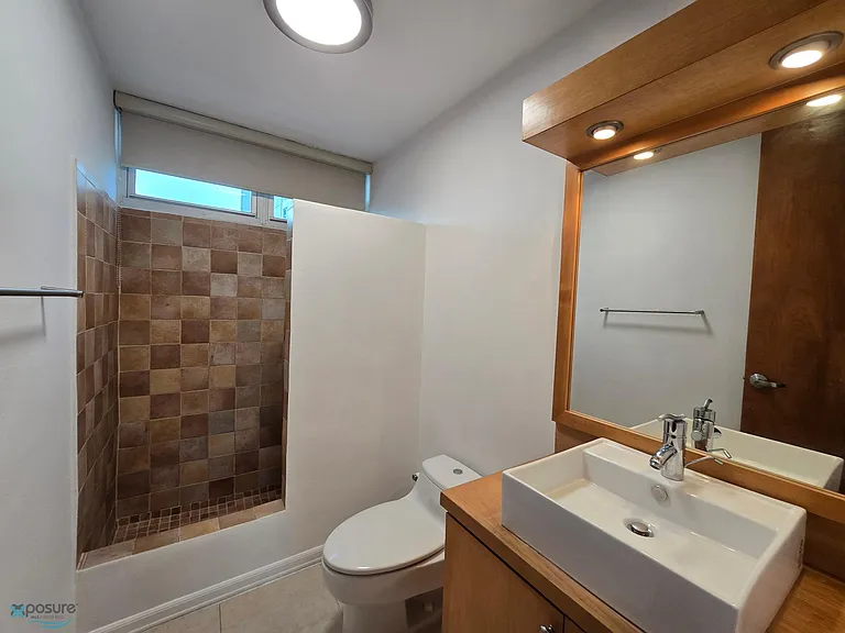 60 Taft #8 — Photo 16