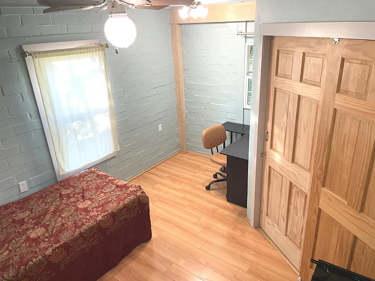 2605 Oaklawn Ave — Photo 3