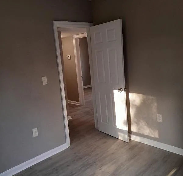 7328 N Shore Dr — Photo 11