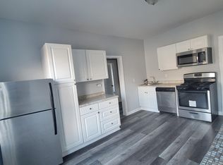 354 Clinton Pl #2R, Newark, NJ 07112