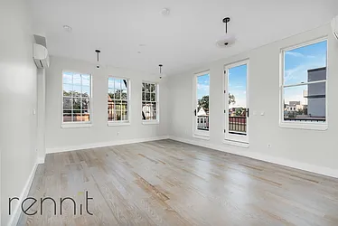 Rented by Rennit Inc.