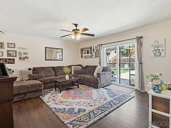 4th image of 8643 Vista Del Verde