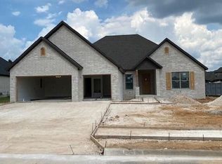 550 Bella Toscana St, Springdale, AR 72762