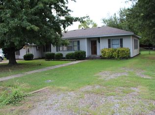 505 S Broadway St, Panama, OK 74951