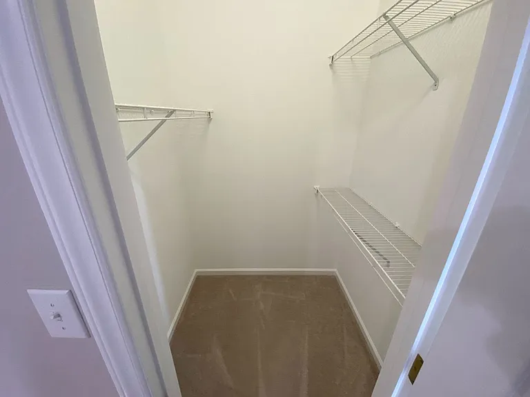 102 College Ave — Photo 34