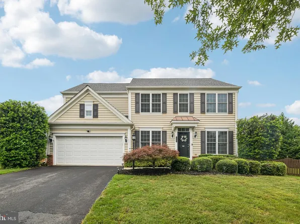 10810 Valley Falls Ct, Manassas, VA 20112