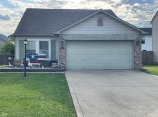 1420 Wigwam Ln, Martinsville, IN 46151