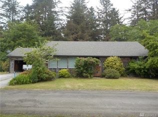 7127 Scarboro Ln, Ilwaco, WA 98624