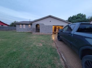3004 Birch Ln, Edmond, OK 73034