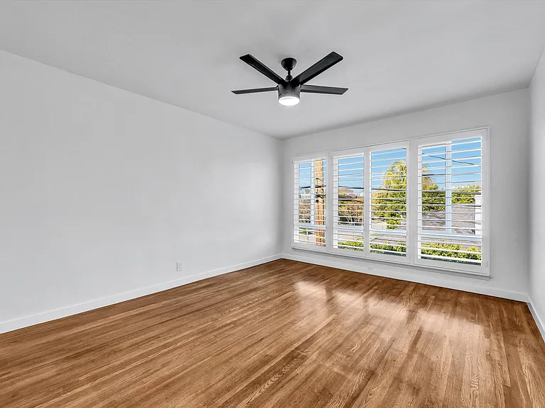 350 S Camden Dr #A — Photo 25