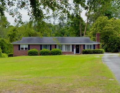 1007 Golf Club Rd, Douglas, GA, 31533