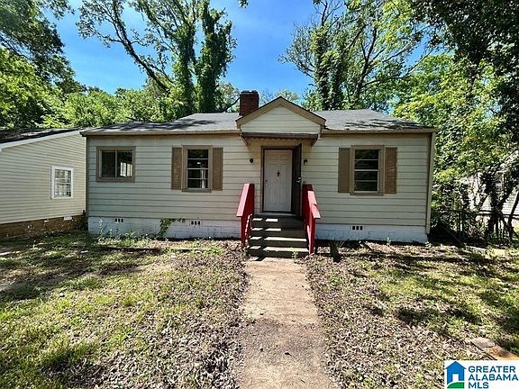 3rd image of 708 Rutledge Dr