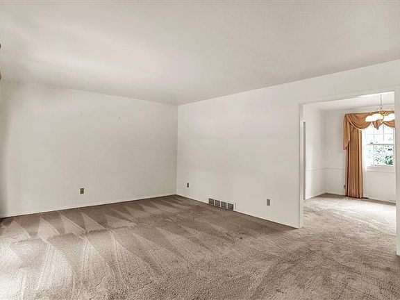 5th image of 4130 W Kessler Boulevard North Dr