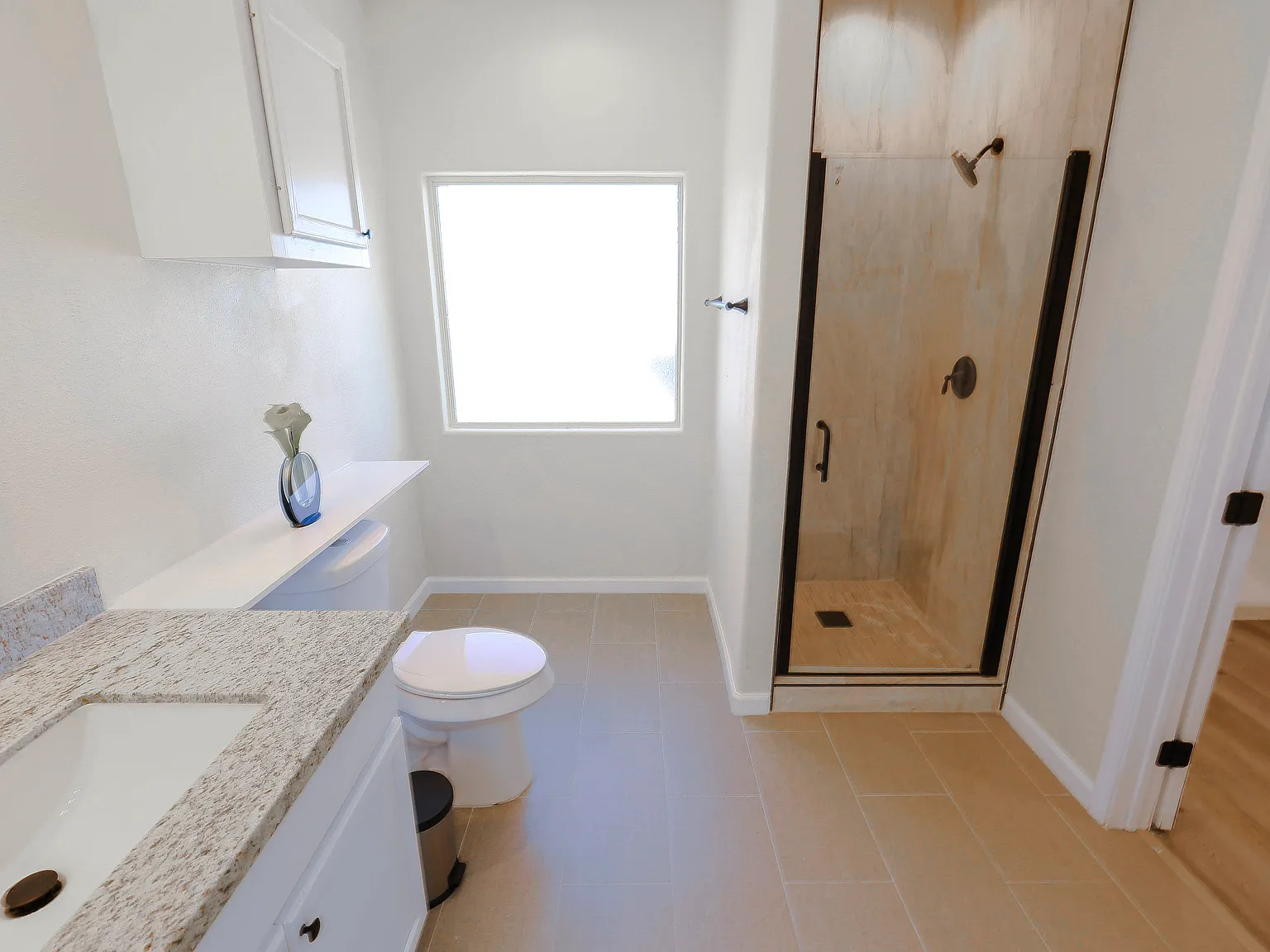 4 bed, 3.0 bath, 2229 sqft, $1,183 — Photo 4