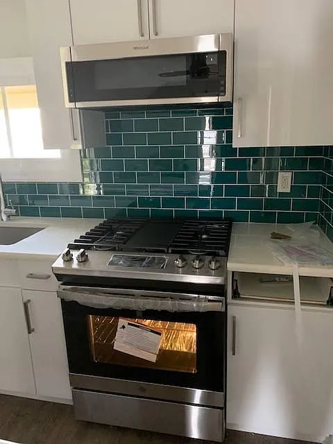 2 bed, 550 sqft, $2,650 — Photo 3