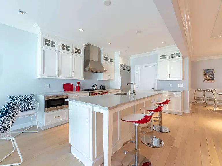 105 High Pond Ln — Photo 8