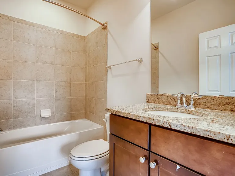 2544 Josselyn Ln SE — Photo 33