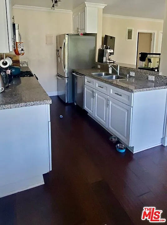 1 bed, 1.0 bath, 750 sqft, $3,150 — Photo 3