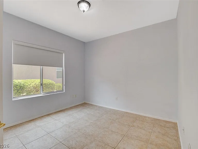 2521 Evansville Ave — Photo 31