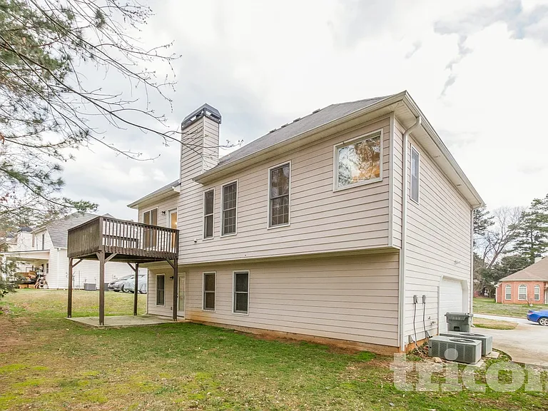 605 Kaylins Ct — Photo 15