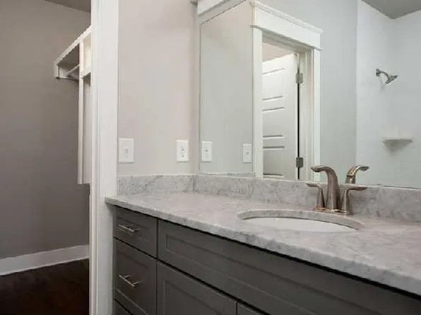 200 Burns Ave APT 4, Nashville, TN 37203