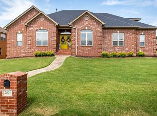 2001 Oakbrook Dr, Sherwood, AR 72120