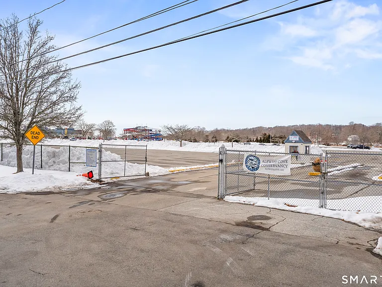 94 Neptune Ave — Photo 36