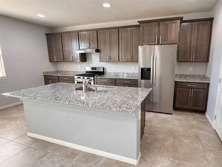 4727 High Anchor St — Photo 3