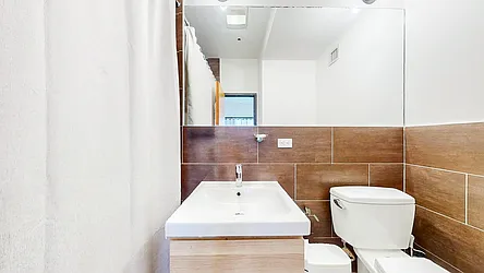 83 Seigel Street in Williamsburg