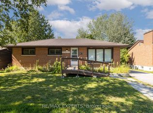 130 North St W, Orillia, ON L3V3S8