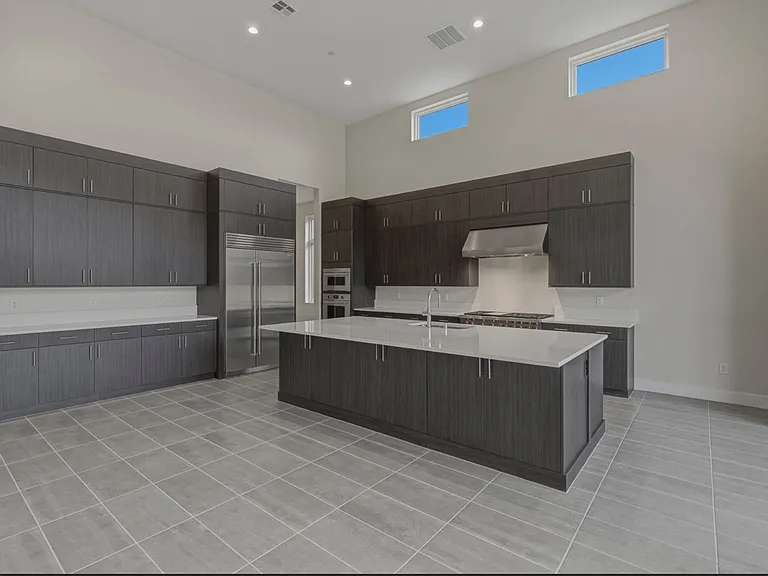 10865 Agate Cliffs Ave — Photo 9