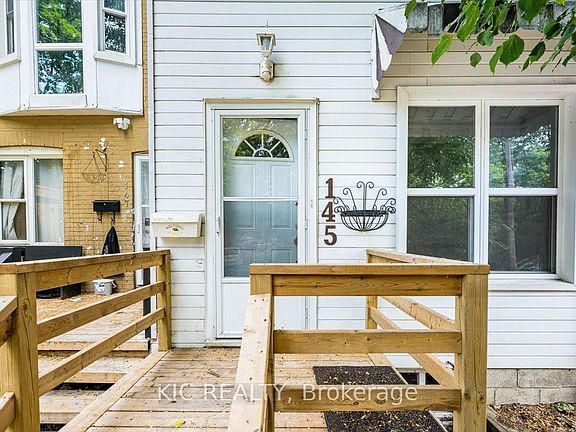 3rd image of 145 Boultbee Ave