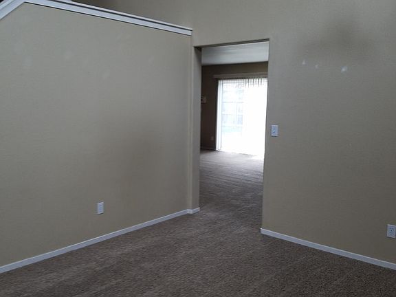 2nd image of 3009 W Jerome Ave