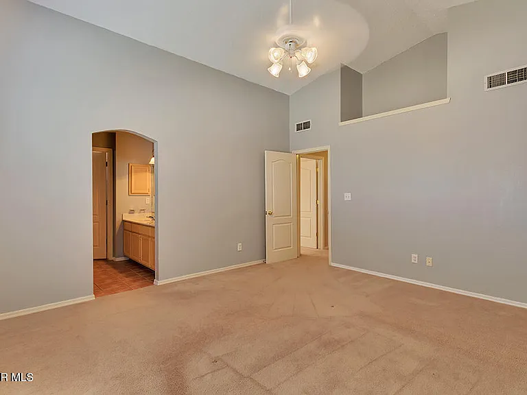 1417 Plaza Verde Dr — Photo 25