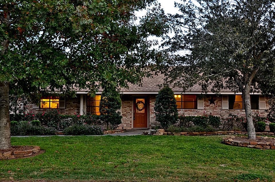 1st image of 2238 Avenue A