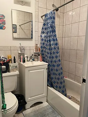 Rented by Alexiou Realty | media 9