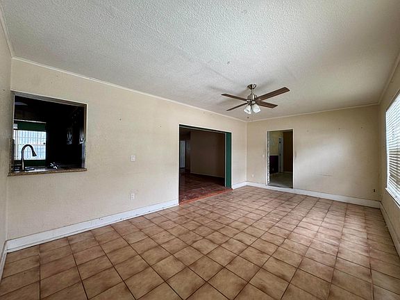 5th image of 3941 NW 36th Terrace