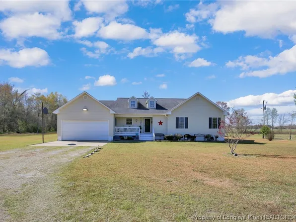 2542 Missouri Rd, Maxton, NC 28364