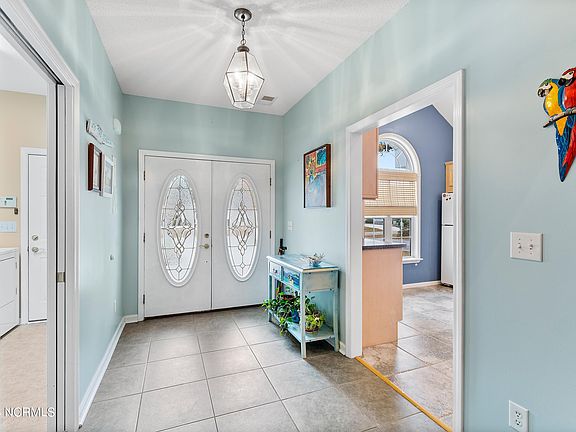 3rd image of 8866 Nottoway Avenue NW