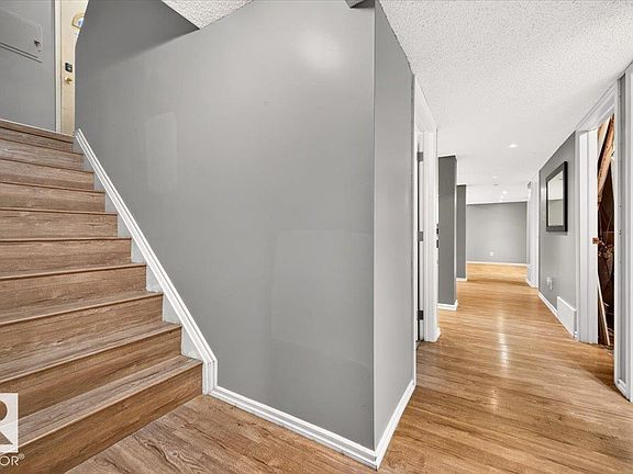4th image of 8512 134th Ave NW