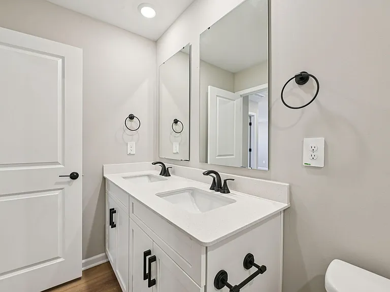 4209 Wesley Chapel Way — Photo 2