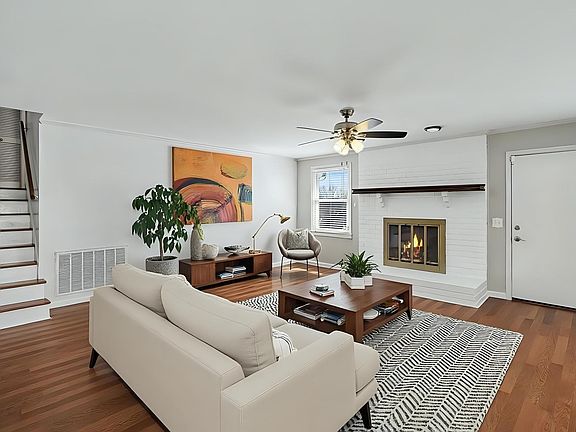 2nd image of 4313 Golden Hills Dr