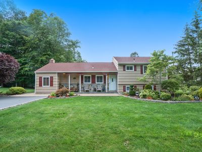 2755 Strang Blvd, Yorktown Heights, NY, 10598