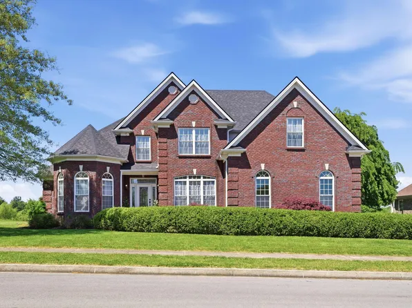 428 Houston Oaks Dr, Paris, KY 40361