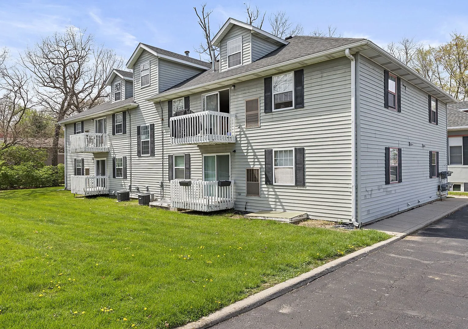 Rickett Road Apartments (Rickett Road Apartments LLC) — Photo 1