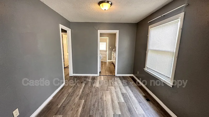 2 bed, 1.0 bath, 875 sqft, $925 — Photo 4