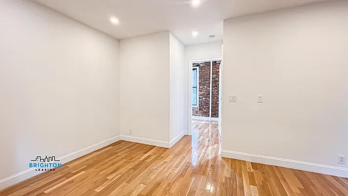 Rented by Brighton Management | media 5