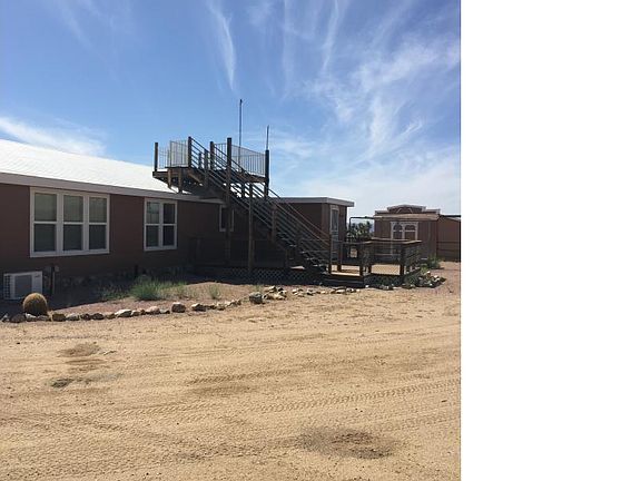3rd image of 2875 E Hardy Dr
