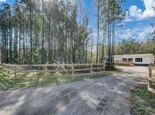 618 Harmony Hall Rd, Round O, SC 29474