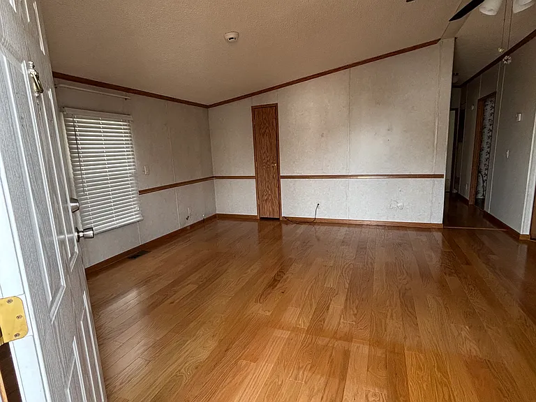 3951 S Mentor Ave #12 — Photo 8